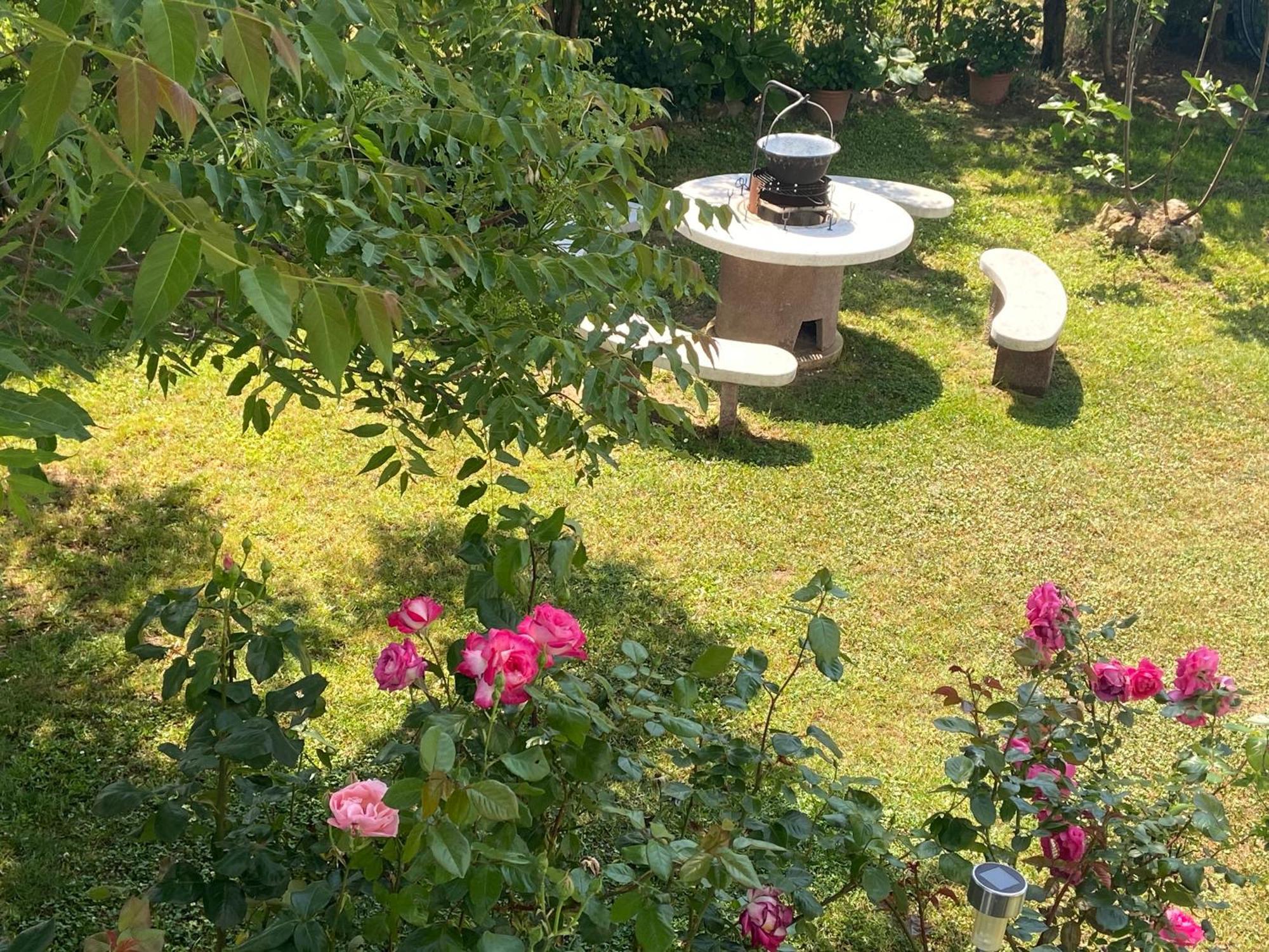 Lelle-Kert Apartman 02 Balatonlelle Esterno foto